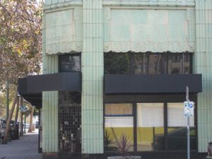 Disco Volante Lands in Oakland