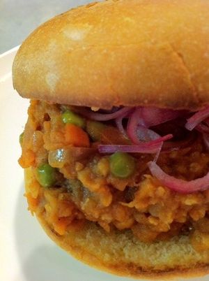 Poppin' Up: Juhu Beach Club