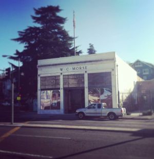 510 News Bites: Blue Bottle's New Oakland Location Is Opening on February 6th, New Dinner Menu at Hawker Fare, Mornings at Adesso