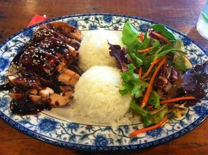 Openings: Barrel Room, Sugarfina, Glaze