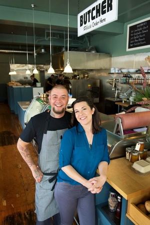 510 News: Clove & Hoof Starts Dinner Service, Tomato Dinners at Oliveto, Town Eats, More