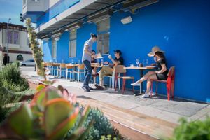 Mission Tidbits: Al's Place Gets Outdoor Seating, Dum Coming to Former Local Mission Eatery