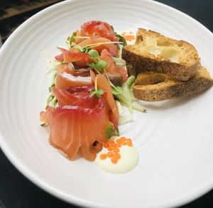 A Bunch of Openings: Abrazo in Former Zarzuela, Ungrafted in Dogpatch, Laguna, More