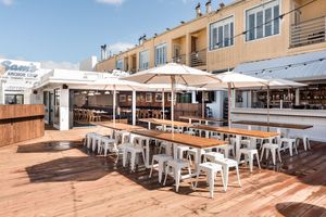 Openings: Refreshed Sam's Anchor Cafe, The Vault, Bini's Kitchen, and More