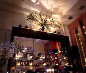 Otis on Maiden Lane Appears to Be Closed and Under New Ownership