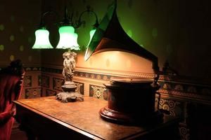 Victorian-Era Party with the 15 Romolo Gang and Carpano Antica