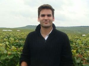 Mon Histoire d’Amour with Bordeaux by Raphael Knapp