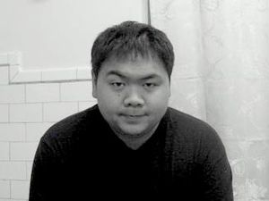 Eddie Lau Dines in Chicago