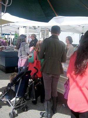 Nicole Kidman Joins the Saturday Crowds at the Ferry Building
