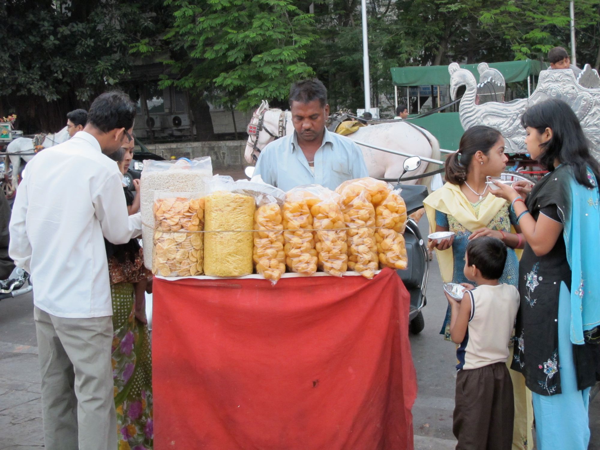 2-panipuri.JPG