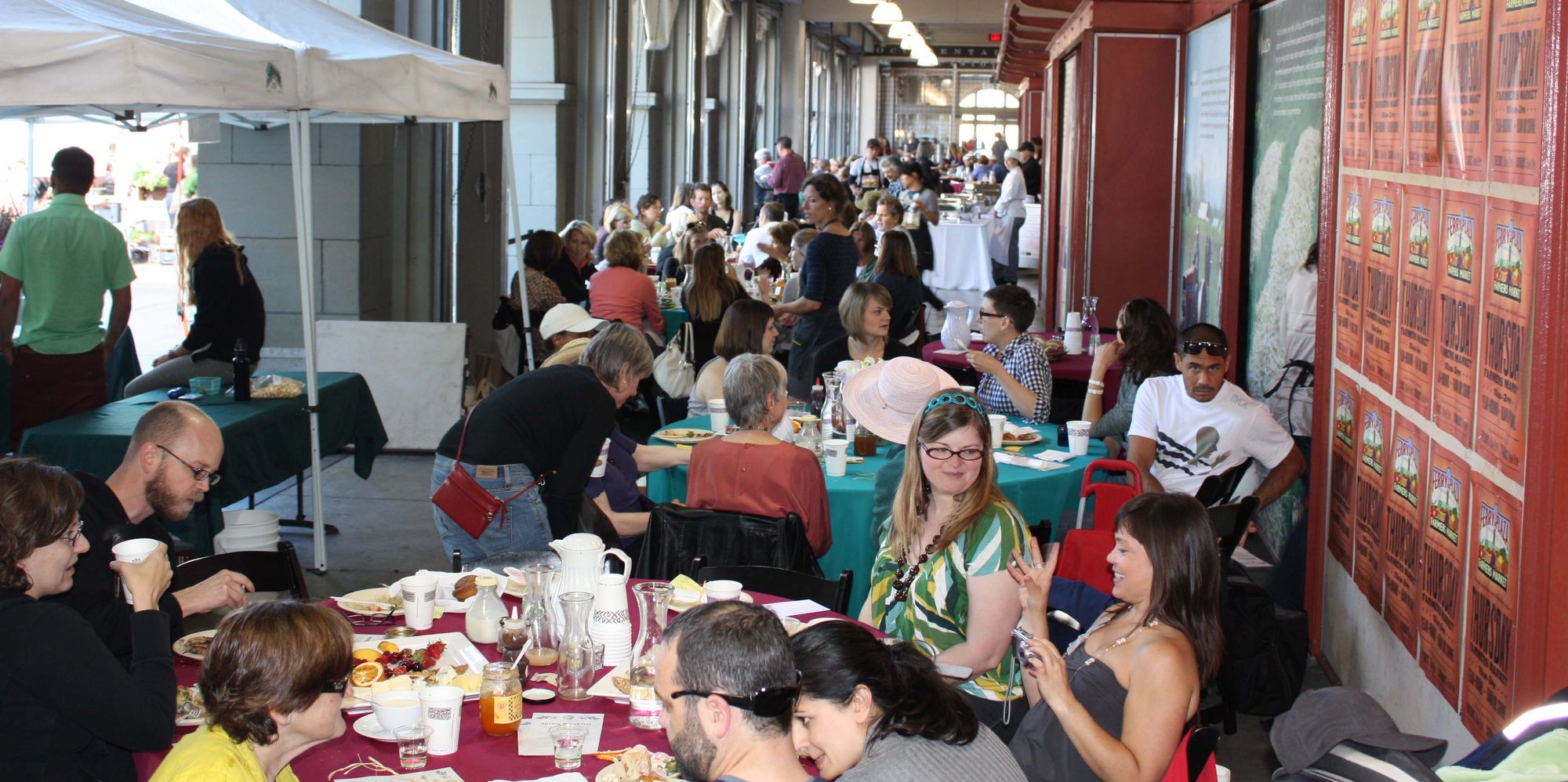 02_CUESA_Spring_Breakfast_crowd.jpg