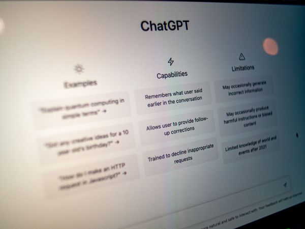 Becoming a ChatGPT Expert: A Comprehensive Compilation of Principles, Usage, and Prompt Engineering