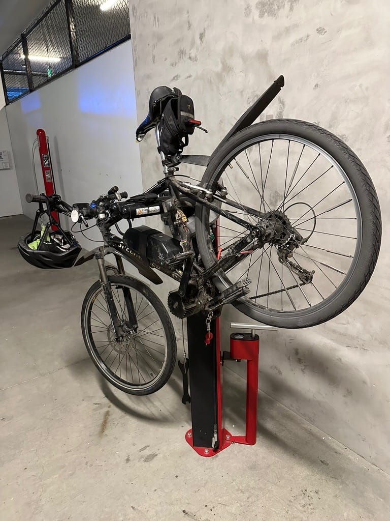 F27F1932-2F9A-4748-9A90-26FF01EB615C_1_105_c