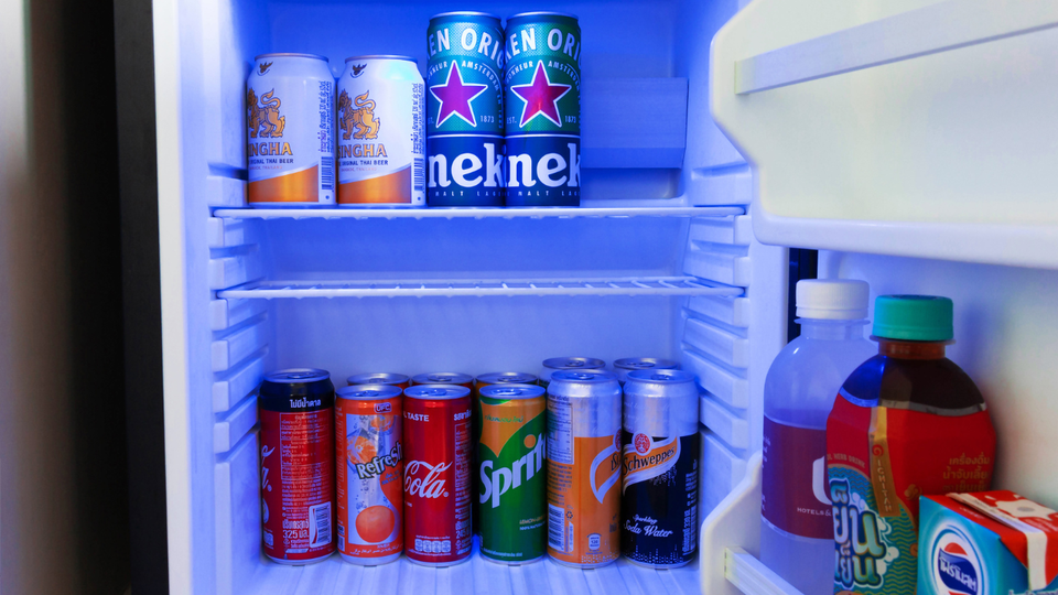 A Frosty Treat Awaits: Try Out These Top 5 Best Mini Fridge for Beer!