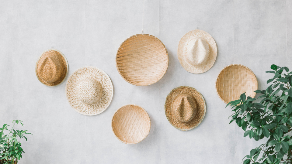 Jazz Up Your Walls with These 5 Best Wicker Wall Decor Ideas