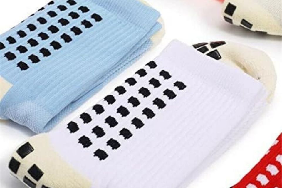 generic anti slip soccer socks