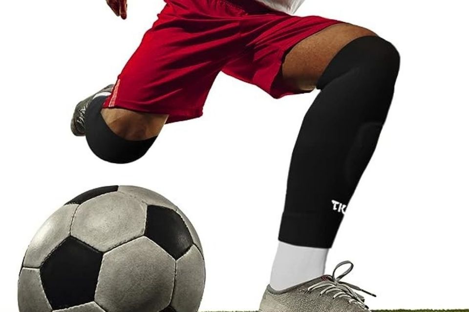 Experience Unmatched Comfort on the Pitch with the Best Popular Soccer Leg Sleeve – Tekkerz Revolutionizes Your Game!