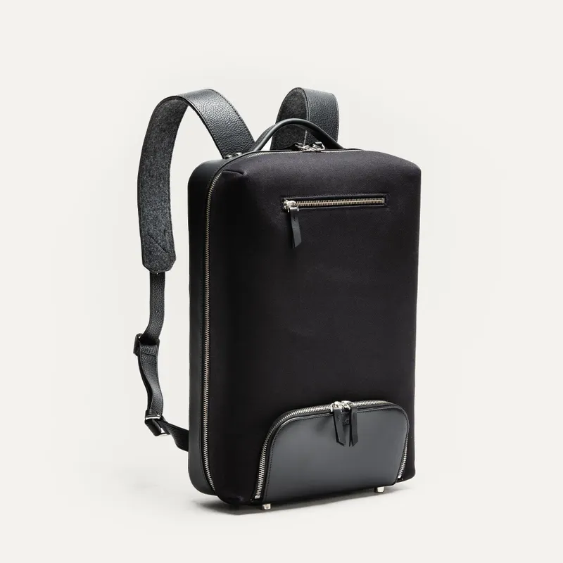 Lundi Paris: Introducing the Rubens Khaki One-Day Backpack