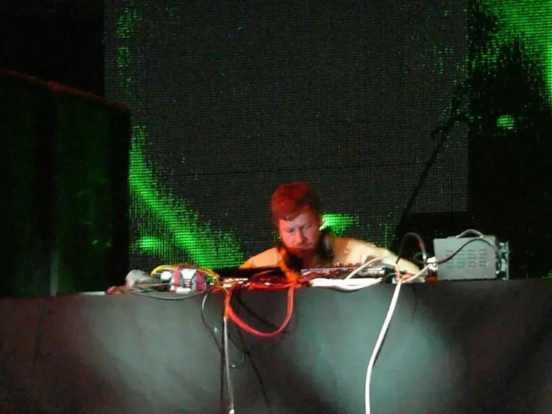 Drukqs by Aphex Twin Returns to Vinyl for Its 25th Anniversary