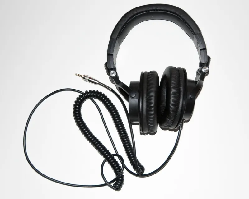 Sony MDR-7506 vs Audio-Technica ATH-M50x: Tool or All-Rounder