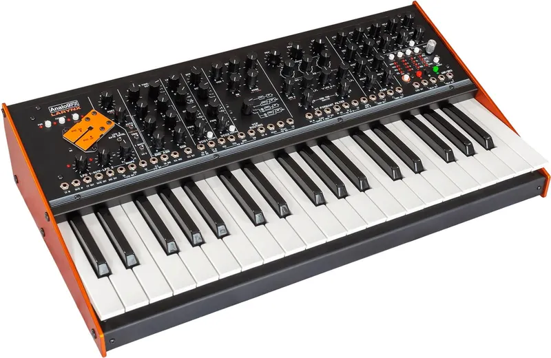 AnalogFX Larynx: A Rare Dutch Voice Gets a Keyboard