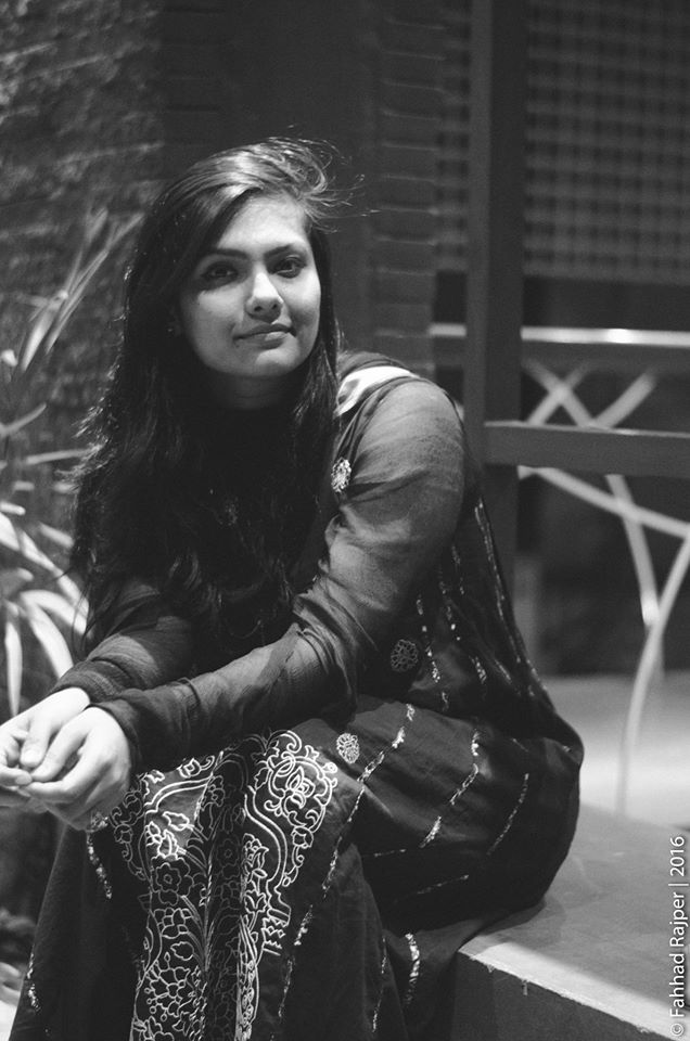 Amber Zulfiqar - Blogger