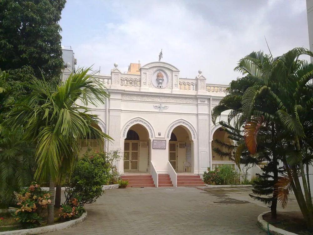 9 Pioneering Ways Parsis have Shaped Modern India