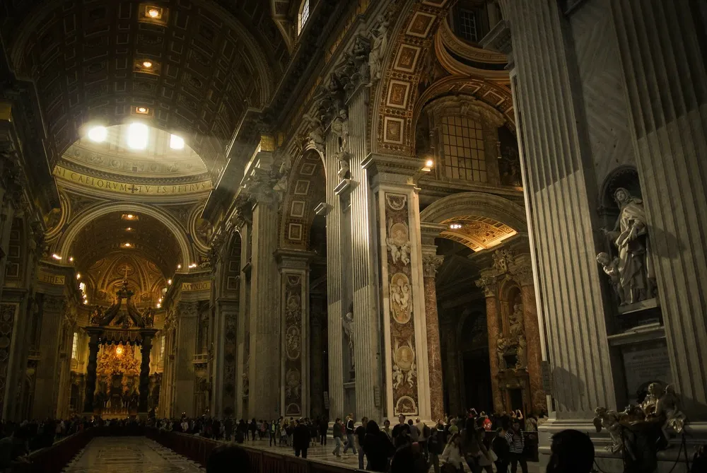 ‘Gatekeeper’ to Pope Francis found dead 7 months pregnant in outskirts of Rome!