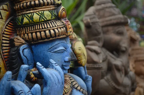 Why do Hindus do Idol Worship? A Scientific and Spiritual exploration