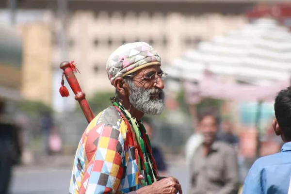 Pakistan on the Brink of Bankruptcy and Economic Ruin