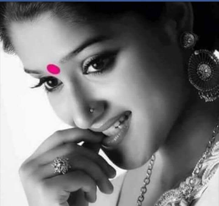 25+ Stunning Photos Showing Grace, Beauty and Power of the Indian Woman