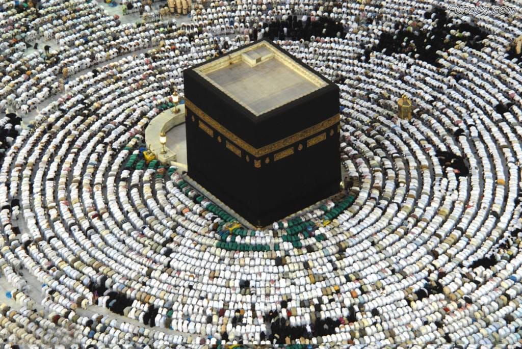 Mecca 3D allows Muslims to make a pilgrimage using VR