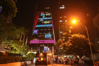 This building-side Frogger is the arcade of the gods