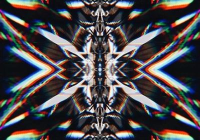 Hyperspektiv, a “modern kaleidoscope” to deform reality