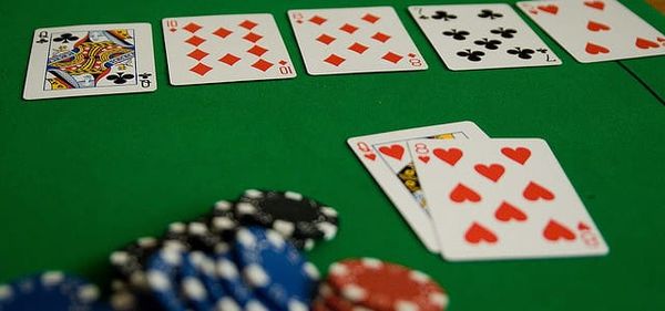 Poker companies settle fraud case for $731 million.