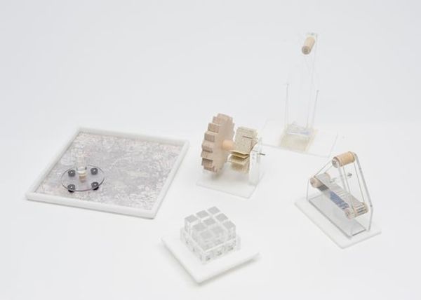 Brilliant art student turns touch gestures into acrylic sculptures