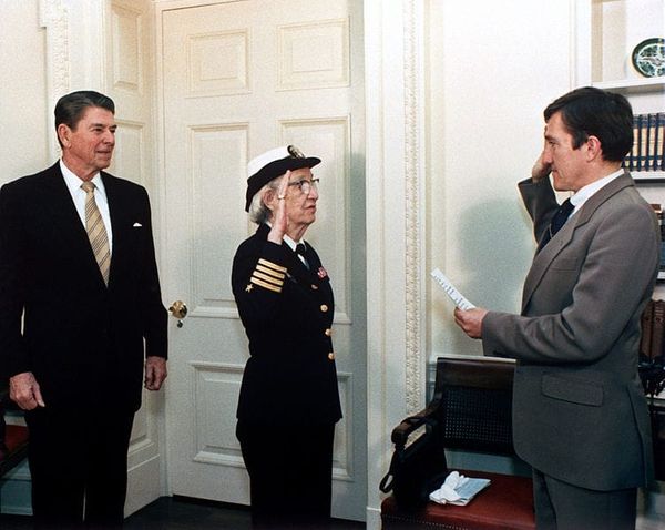 Watch the "Queen of Code" Grace Hopper kick ass and take names in this documentary
