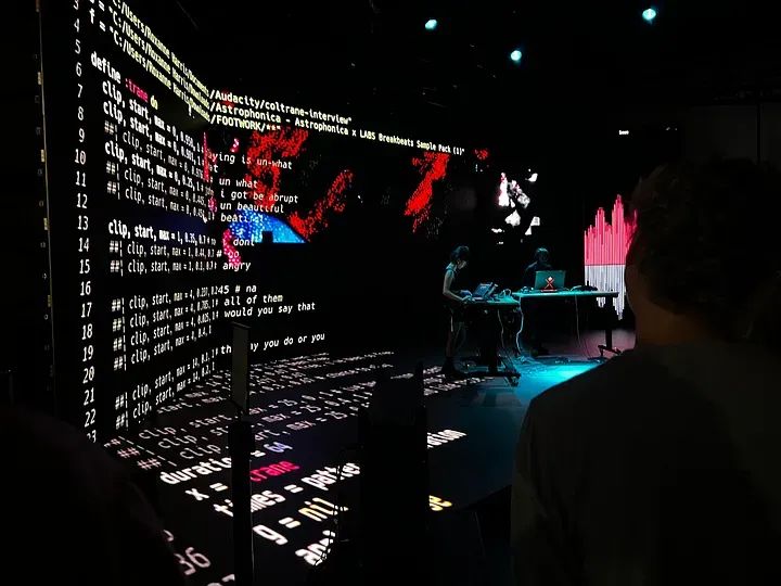 How Roxanne Harris performs jazz with code