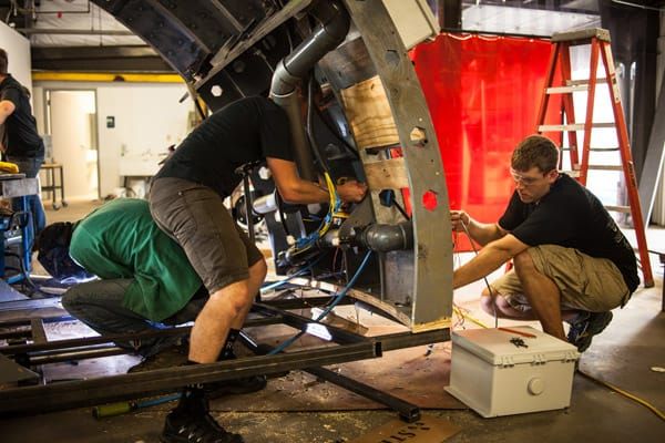 A giant submarine simulator goes to war with Twitter.