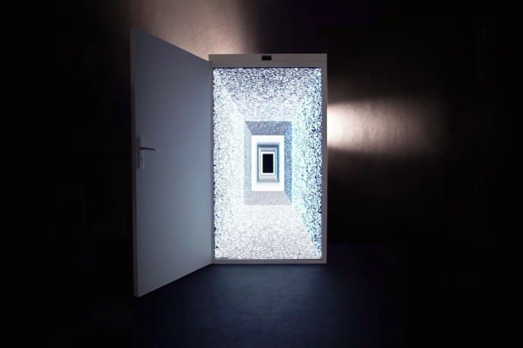 Virtual reality doors tease you to enter new dimensions