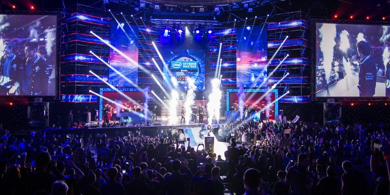 Why Retired esports Stars Turn to Twitch