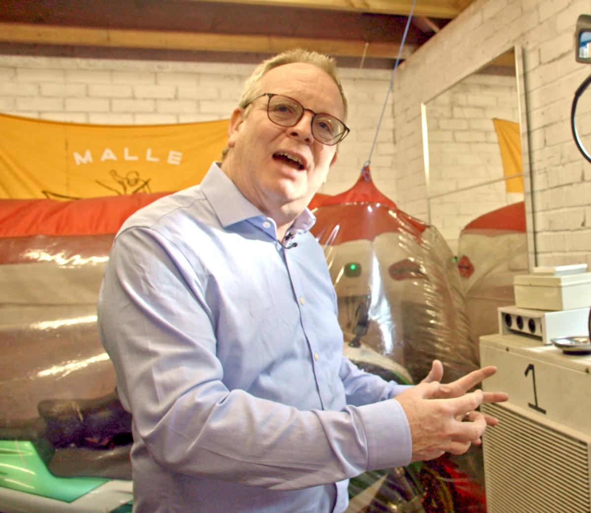 VIDEO: Graham Hendra: Heat Pump Man