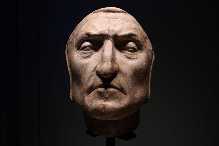 TWIL #42: From Death Masks to Connected Cities