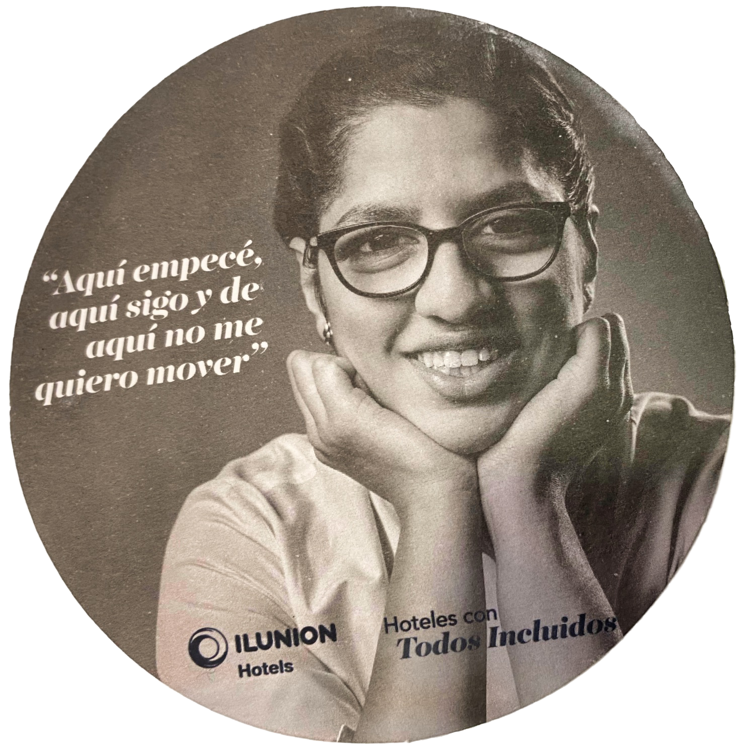 A bar coaster with the hotels message about "todos incluidos".