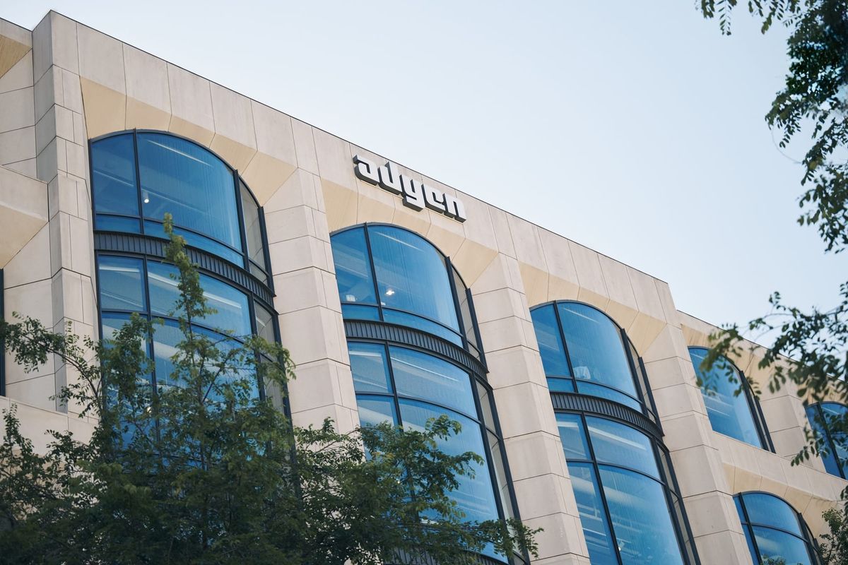 Adyen Obtains UAE Central Bank License for Payment Settlements