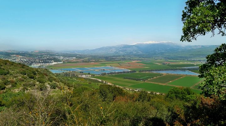 Beyond the Mountains: Life, Culture and Traditions in Northern Israel
