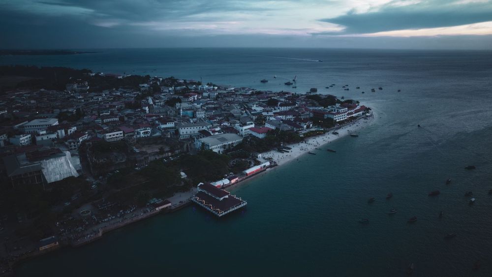Comores — Business.OI