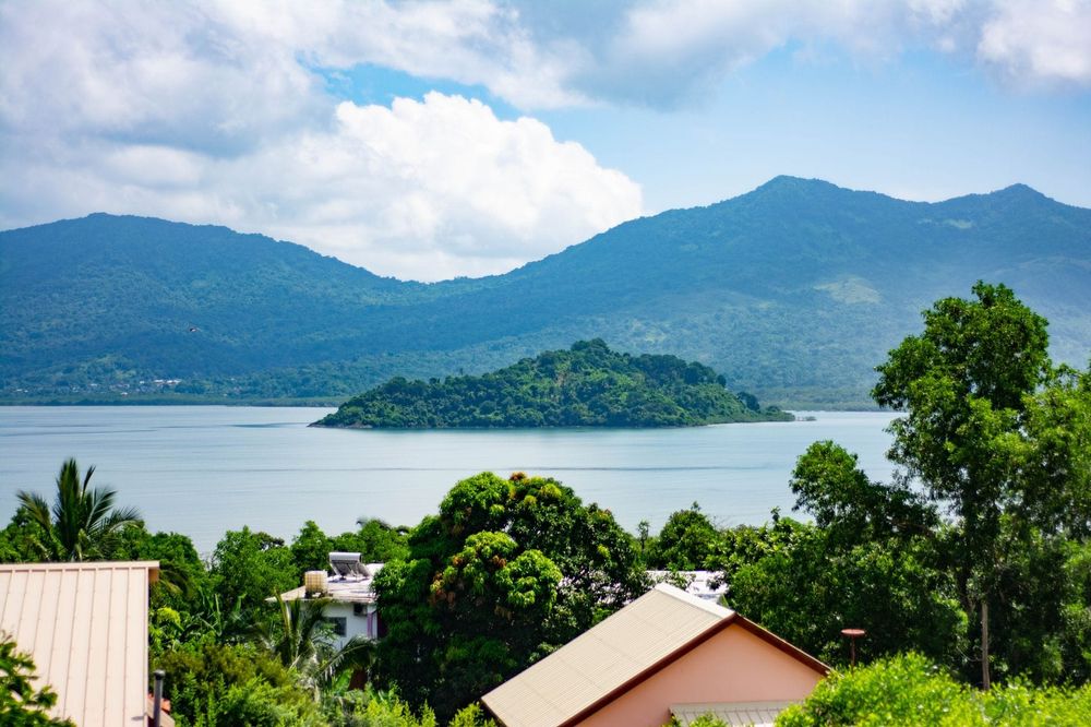 Mayotte — Business.OI