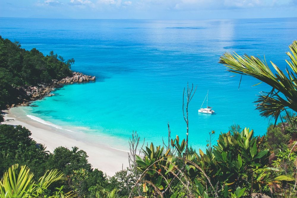 Seychelles — Business.OI