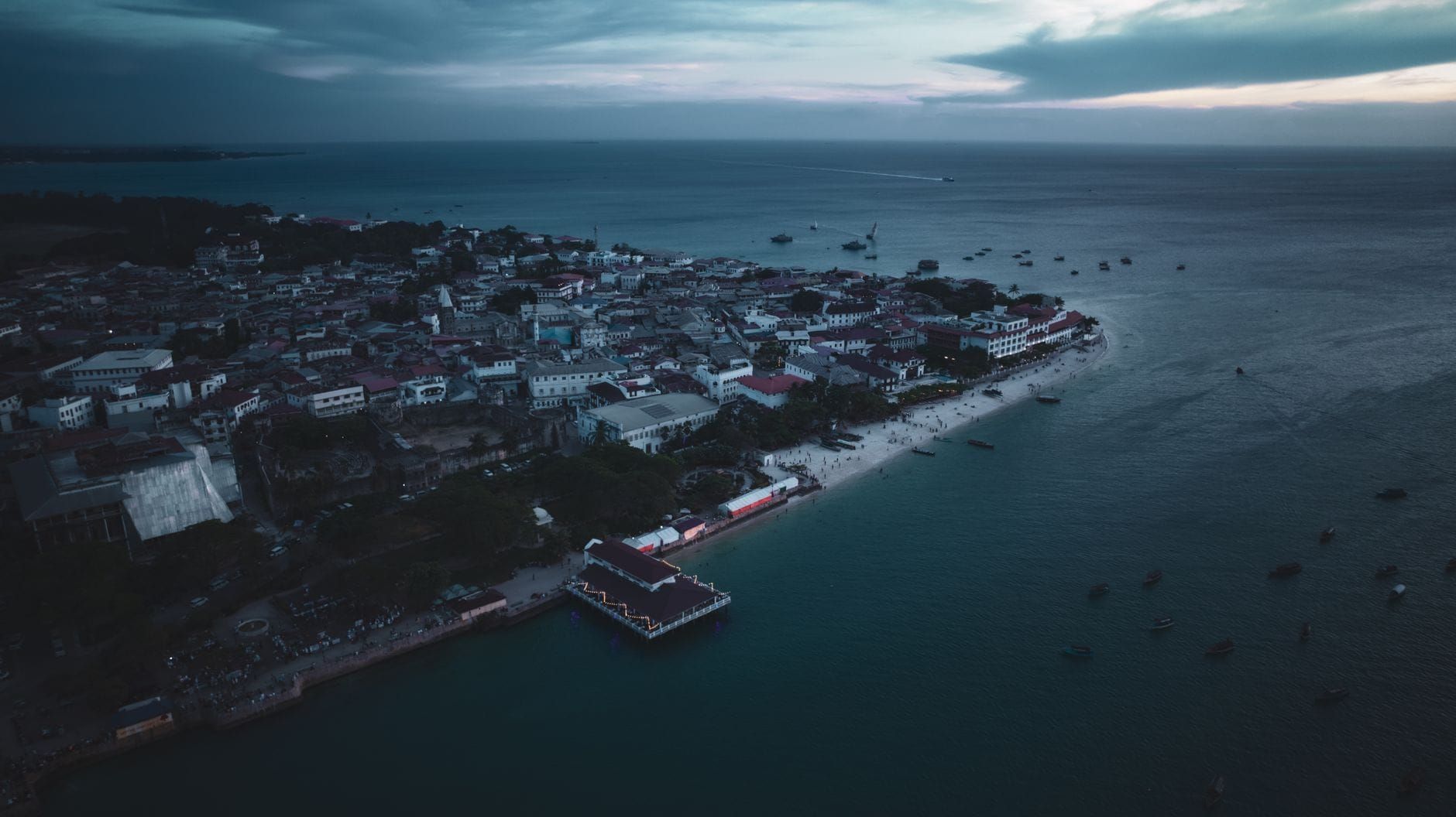 Comores — Business.OI